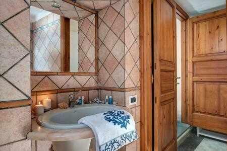 La Cabane Bleau The Perfect Beachfront Apartment Marina del Cantone 外观 照片